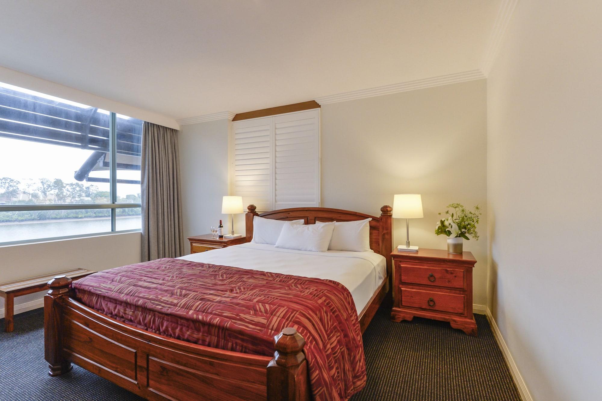 Burnett Riverside Hotel 번더버그 외부 사진