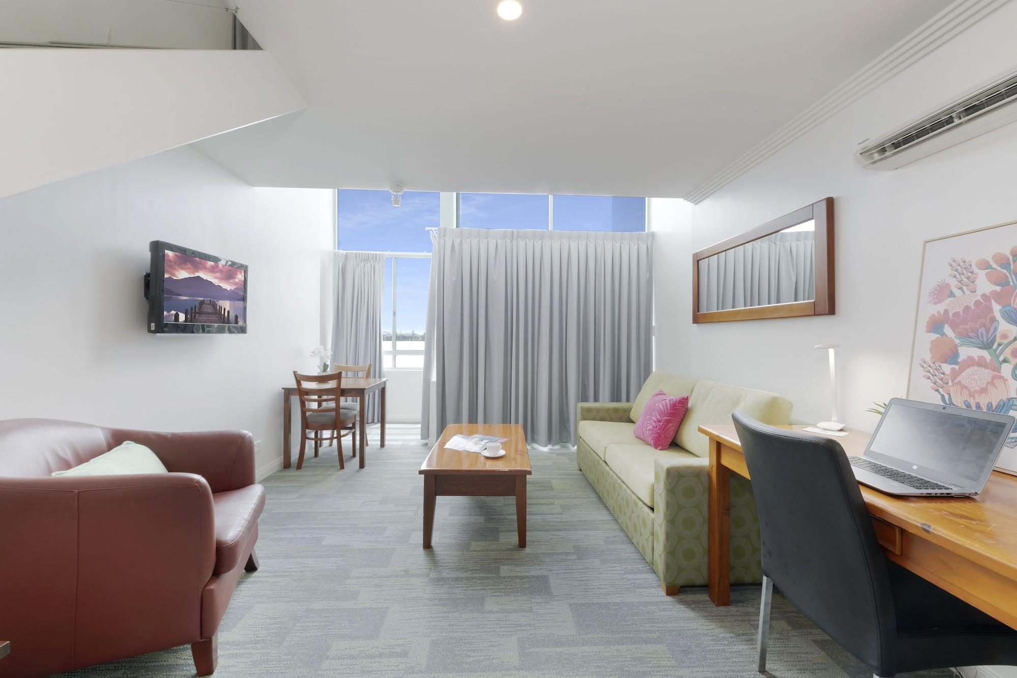 Burnett Riverside Hotel 번더버그 외부 사진