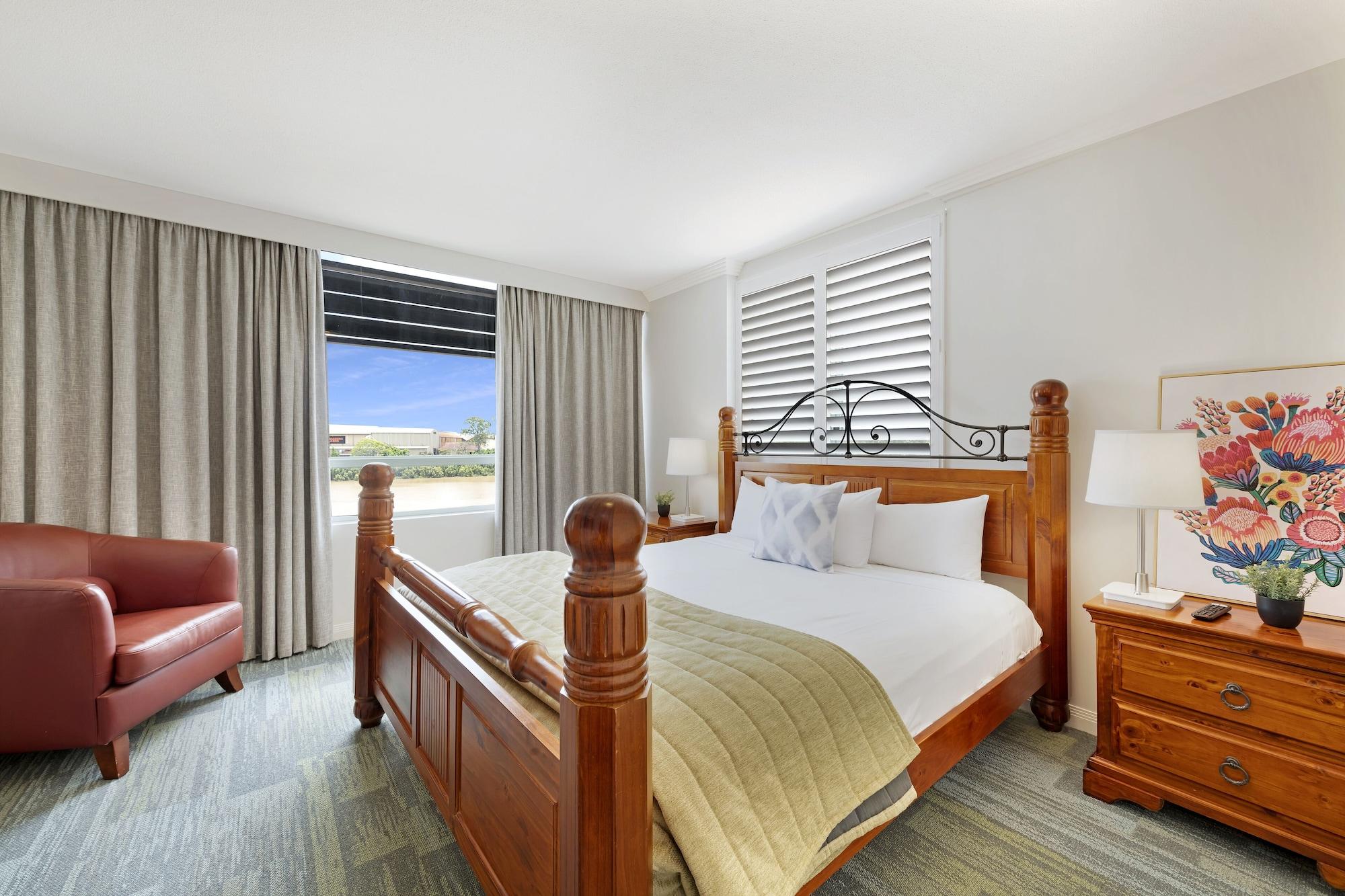 Burnett Riverside Hotel 번더버그 외부 사진
