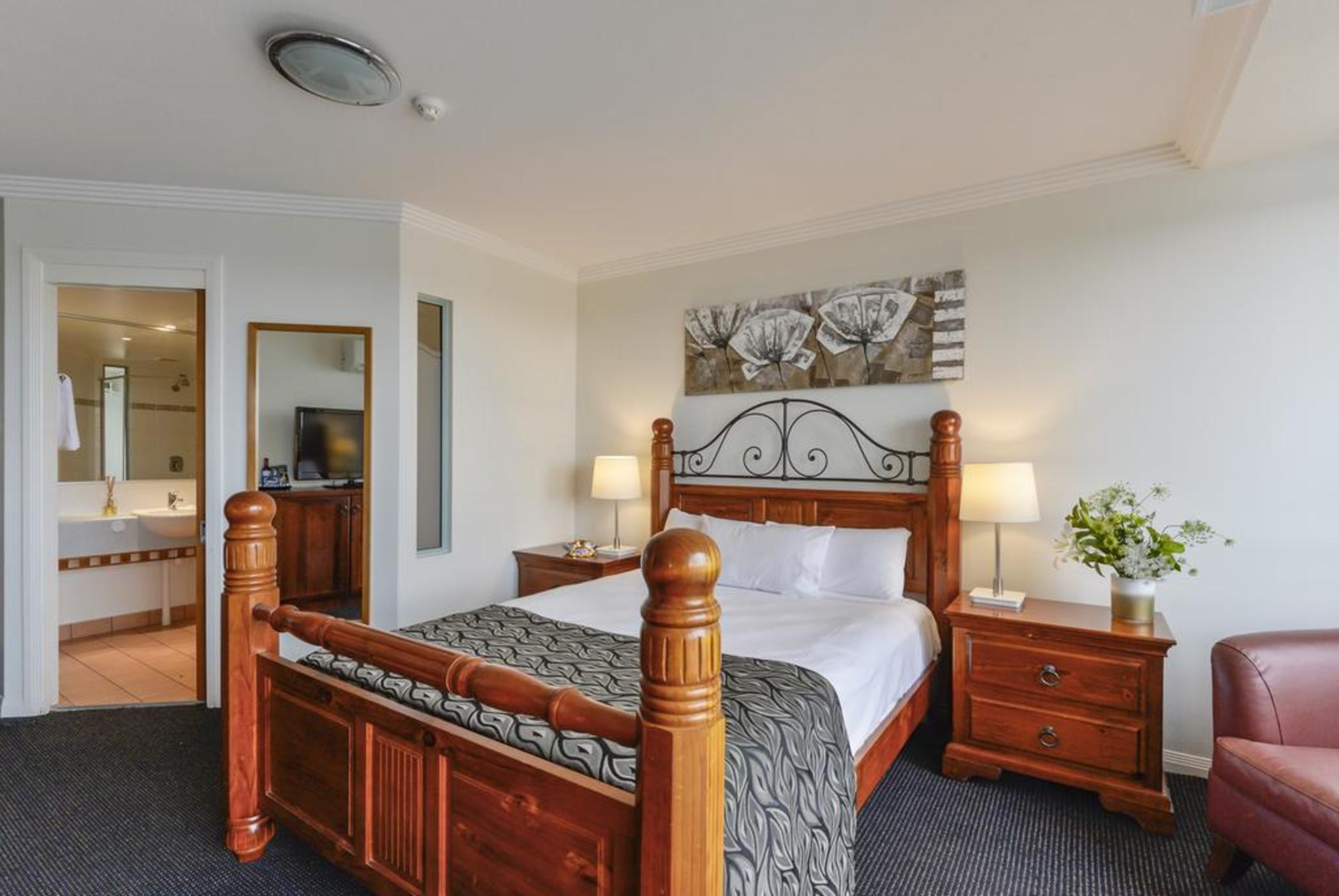 Burnett Riverside Hotel 번더버그 외부 사진